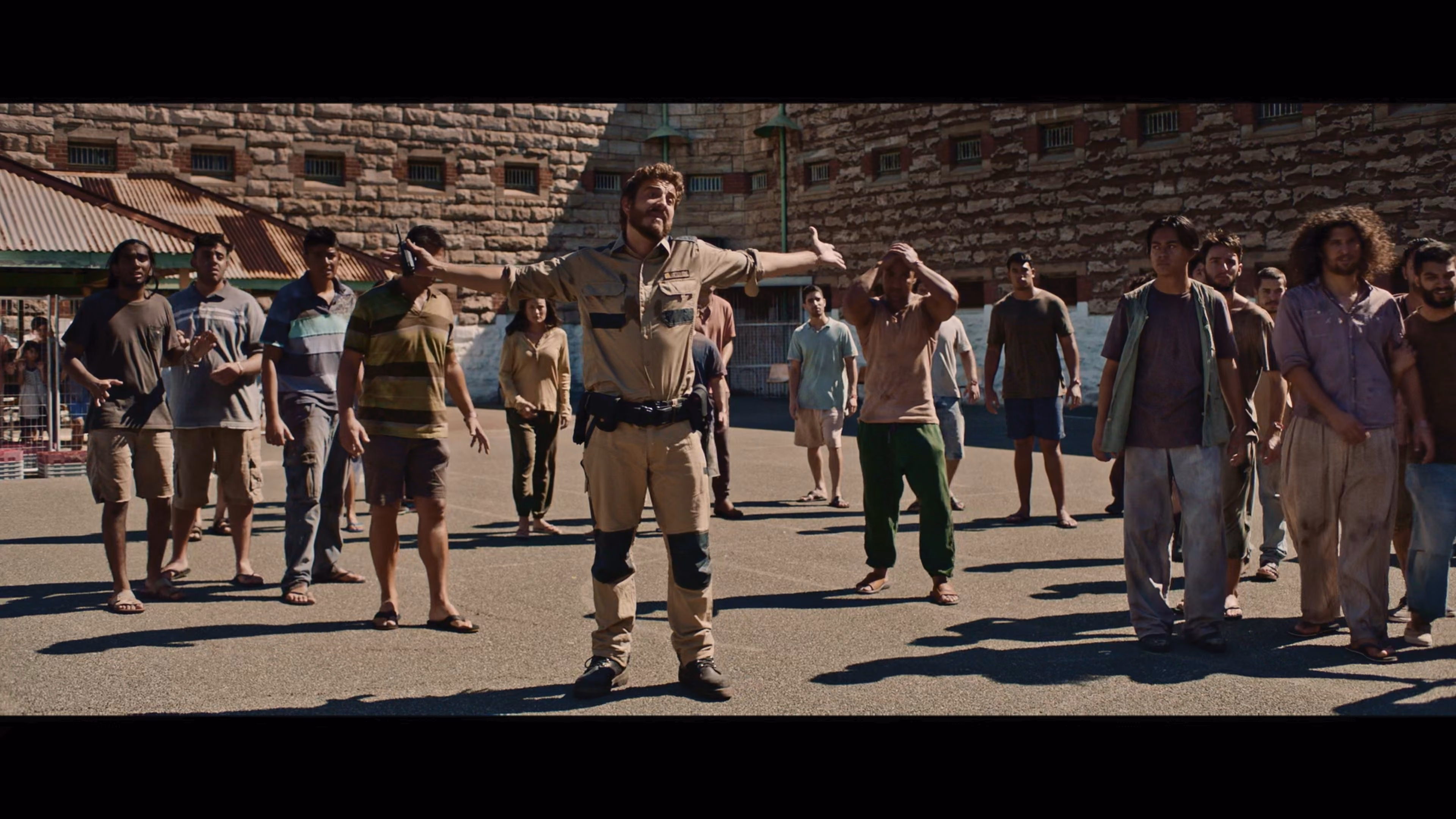 Below gallery image 1